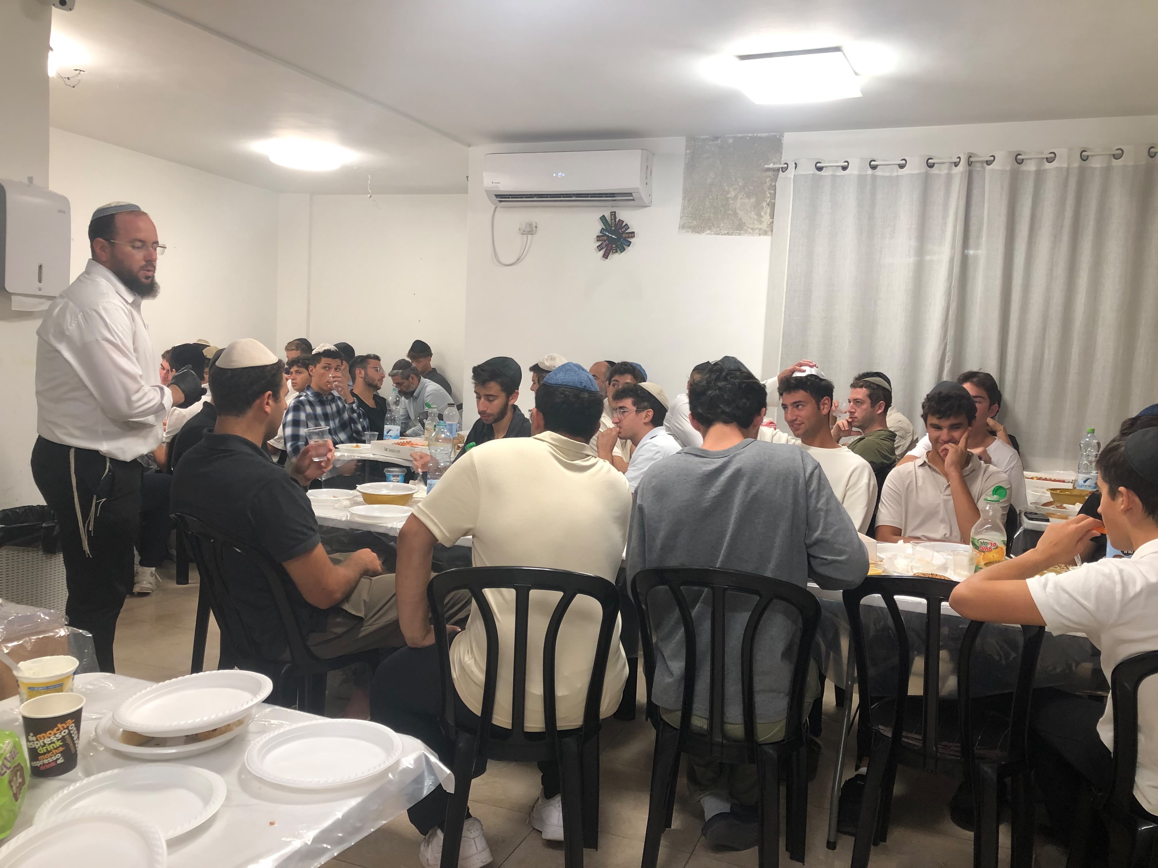 *Rosh Hodesh Series 5787 is graciously sponsored in memory of Karen Mizrahi A”H*

At this mornings MarHeshvan special breakfast we heard Dibre Torah from Rabbi Gold, Josh Aboody & Moshe Alouf